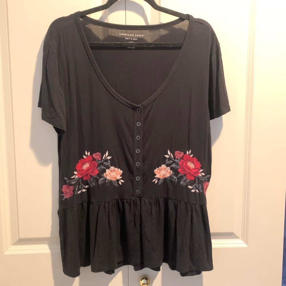 American Eagle Outfitters Black Floral Embroidered Women's Top